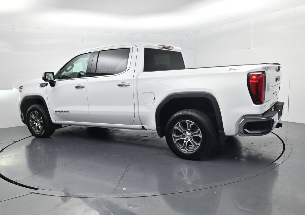 Used 2024 GMC Sierra 1500 SLT AWD/4WD image 5