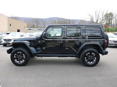 Used 2024 Jeep Wrangler Unlimited Rubicon 4xe AWD/4WD image 4