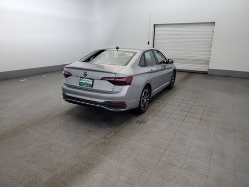 Used 2022 Volkswagen Jetta Sport FWD image 9