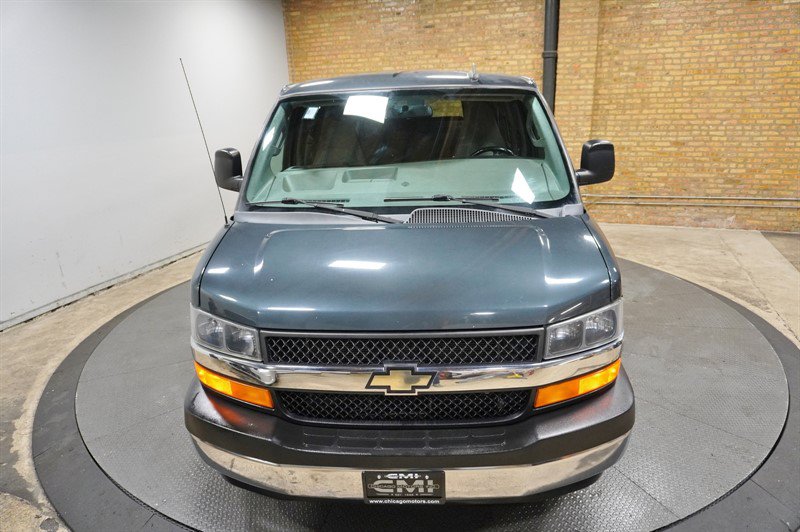 Used 2017 Chevrolet Express 3500 LT w/ LT Preferred Equipment Group RWD image 5