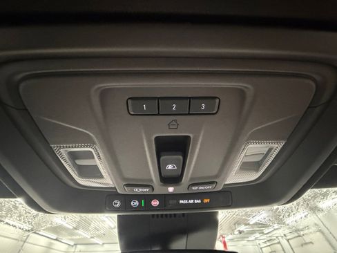 New 2026 GMC Sierra 1500 SLT w/ SLT Premium Plus Package image 18