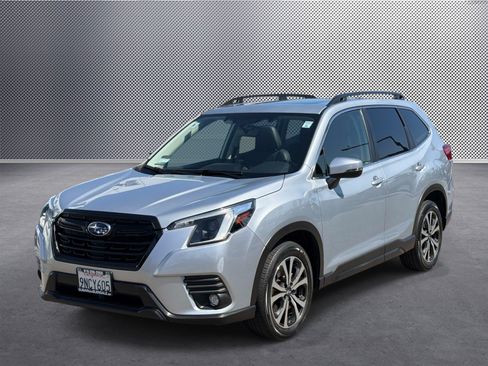 Used 2024 Subaru Forester Limited AWD/4WD image 1