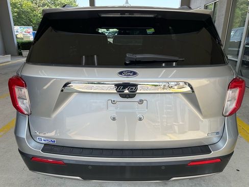 Certified 2020 Ford Explorer XLT w/ Equipment Group 202A image 12
