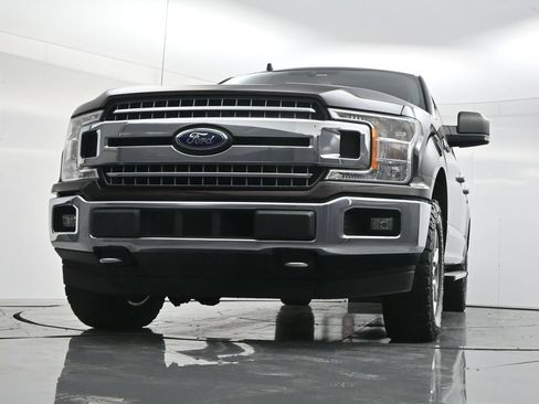 Used 2019 Ford F150 XLT w/ Equipment Group 302A Luxury AWD/4WD image 46