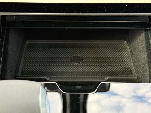 New 2026 Land Rover Range Rover Sport SE image 25