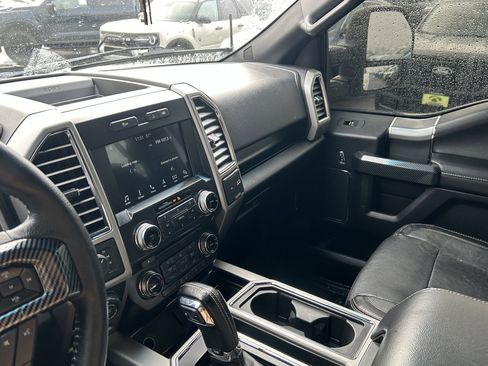 Used 2016 Ford F150 Lariat w/ Equipment Group 502A Luxury image 13