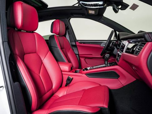 New 2026 Porsche Macan S image 15