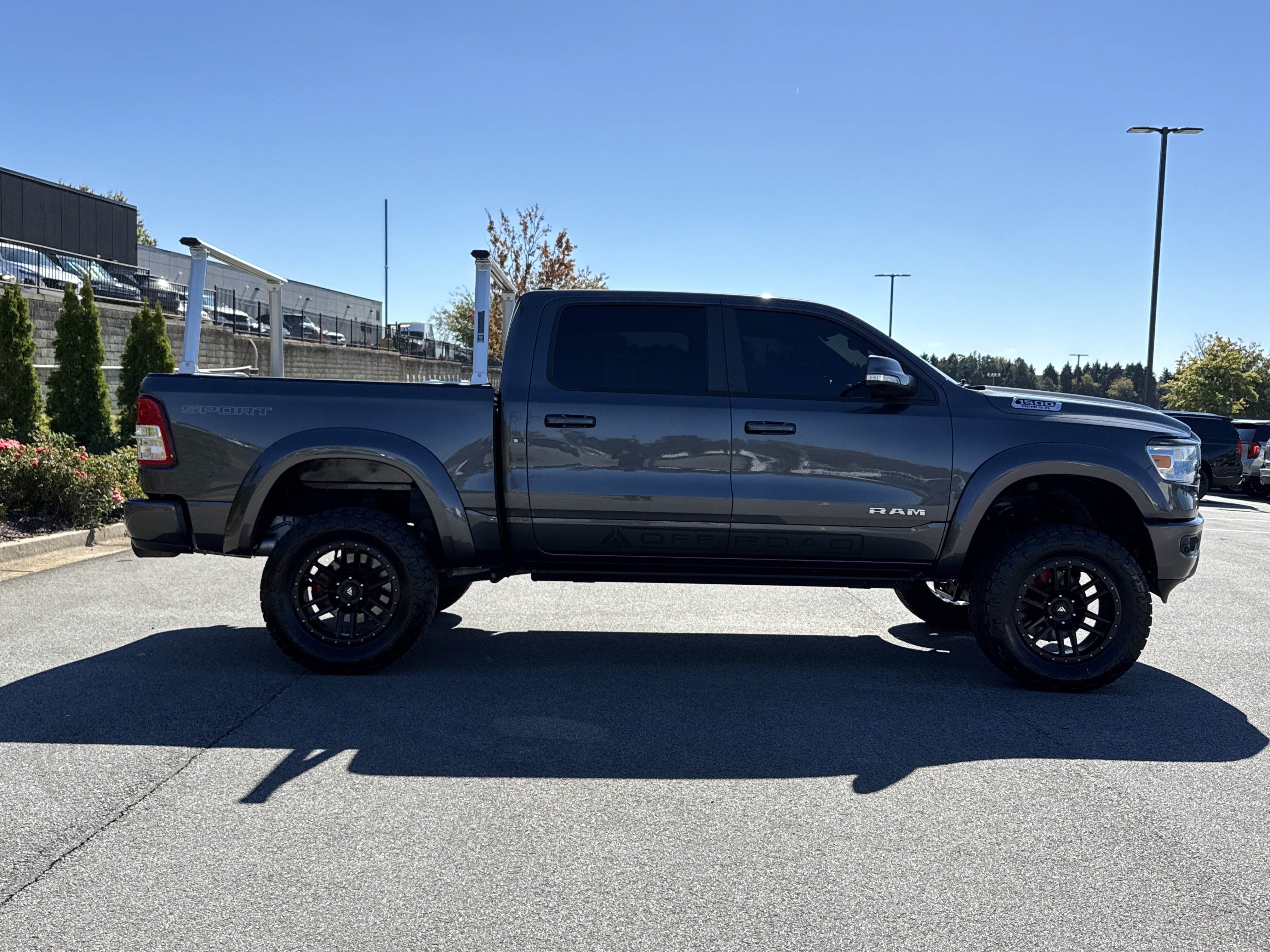 Used 2022 RAM 1500 Big Horn AWD/4WD image 11
