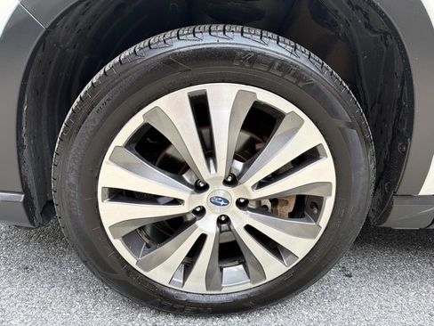 Used 2020 Subaru Ascent Touring AWD/4WD image 10