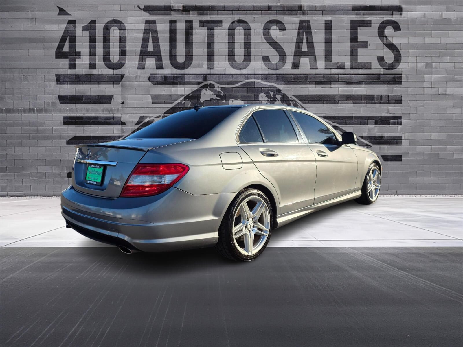 Used 2008 Mercedes-Benz C 350 Sport image 3