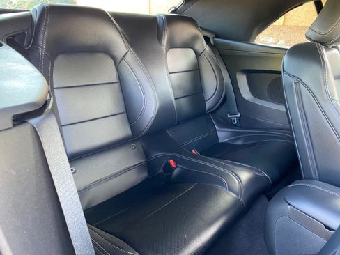 Used 2025 Ford Mustang Premium RWD image 36