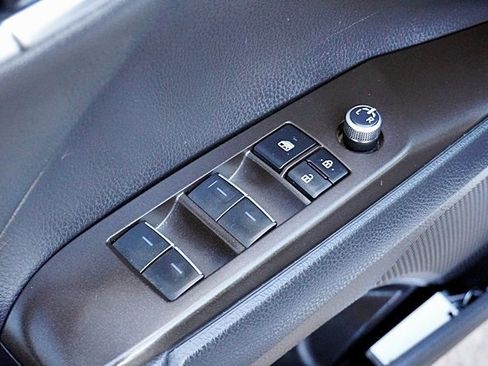 Used 2023 Toyota Camry XSE image 21