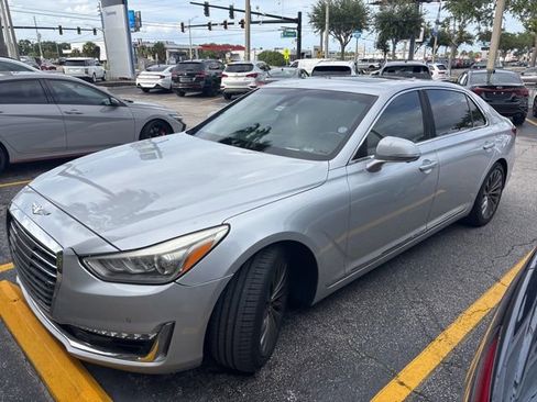 Used 2018 Genesis G90 3.3T Premium RWD image 1
