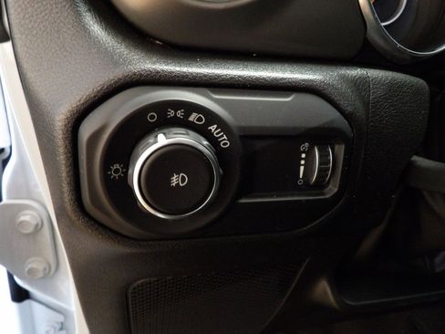 Used 2023 Jeep Wrangler Sport S image 22