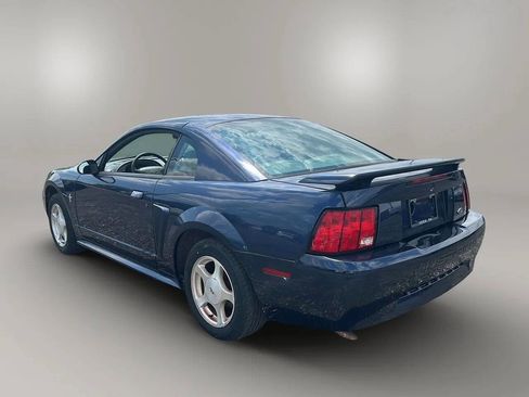 Used 2001 Ford Mustang Coupe RWD image 5