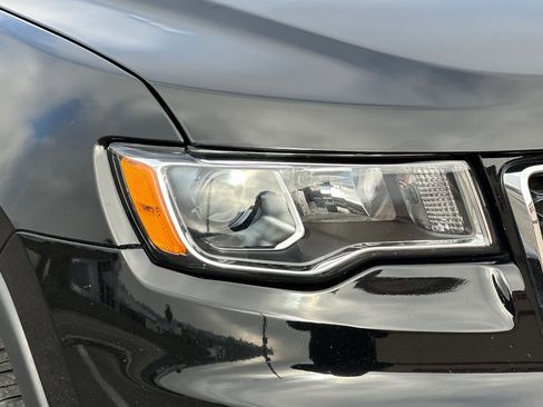 Used 2024 Jeep Grand Cherokee Limited image 10