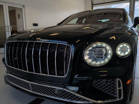 New 2026 Bentley Flying Spur Plug-In Hybrid AWD/4WD image 19