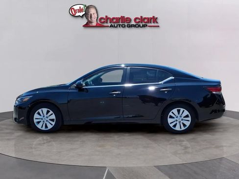 Used 2025 Nissan Sentra S FWD image 2