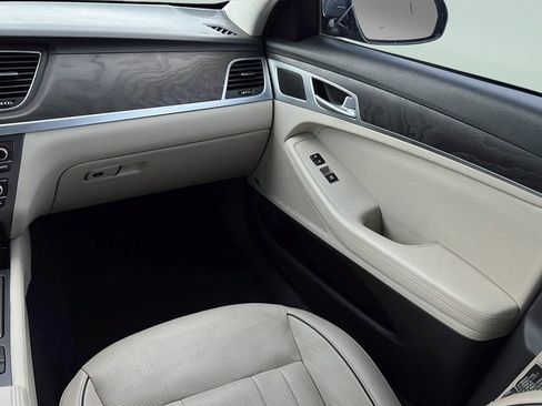 Used 2015 Hyundai Genesis 3.8 w/ Option Group 04 RWD image 12