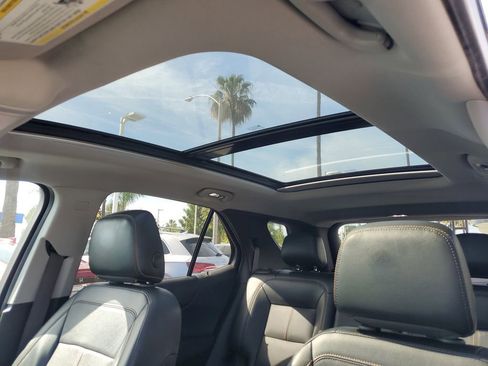 Used 2022 Chevrolet Equinox Premier image 21