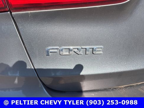 Used 2016 Kia Forte LX w/ LX Popular Plus Package image 20