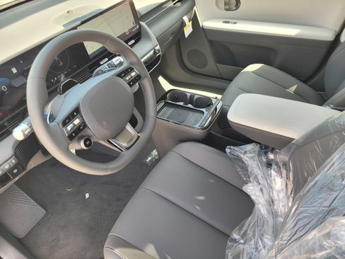 New 2026 Hyundai Ioniq 5 SEL RWD image 16