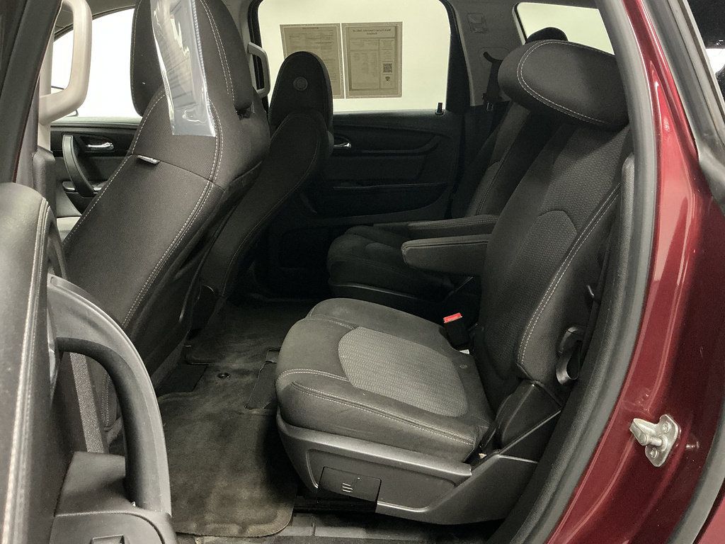 Used 2017 Chevrolet Traverse LT w/ Style and Technology Package AWD/4WD image 26
