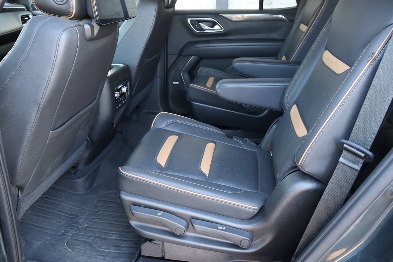 Used 2021 GMC Yukon AT4 w/ AT4 Premium Plus Package AWD/4WD image 6