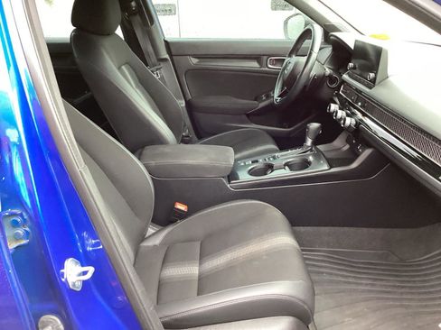 Used 2022 Honda Civic Sport image 7