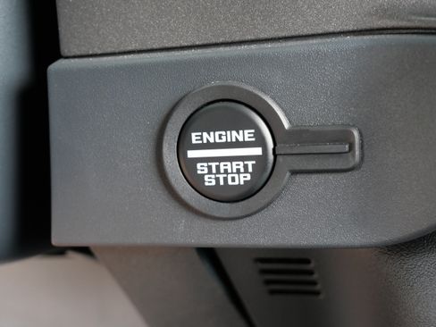 Used 2026 Ford Bronco Big Bend w/ Black Diamond Package AWD/4WD image 32