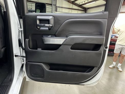 Used 2018 Chevrolet Silverado 3500 LT AWD/4WD image 14