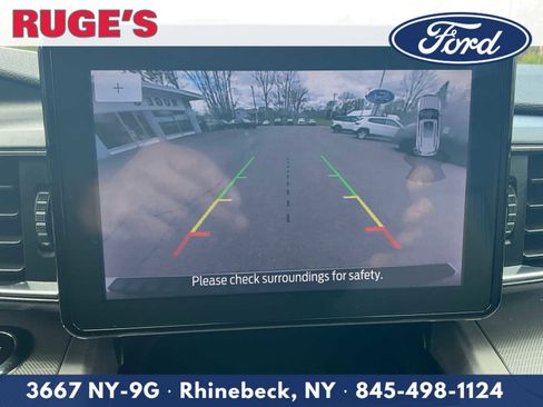 Used 2021 Ford Explorer XLT w/ Equipment Group 202A AWD/4WD image 21