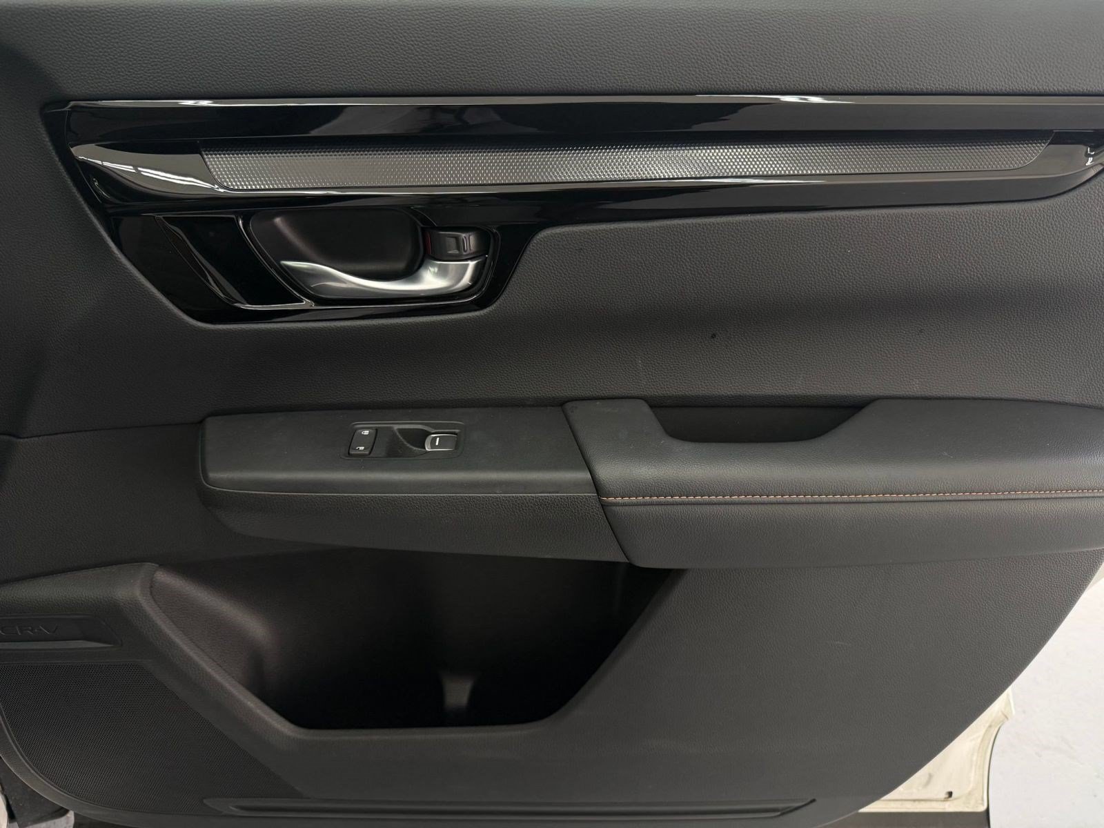 Used 2024 Honda CR-V Sport Touring image 28