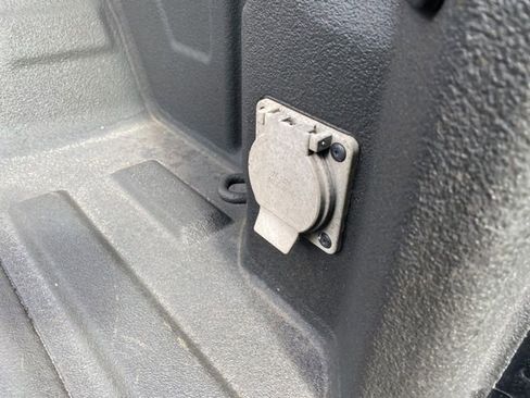 Certified 2022 Chevrolet Silverado 1500 Custom image 50