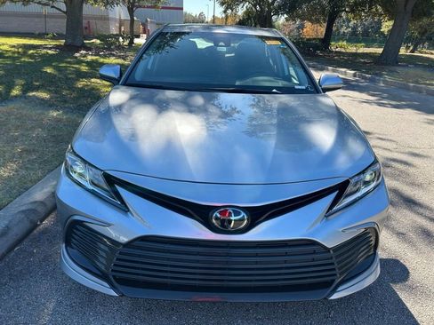 Used 2023 Toyota Camry LE image 8