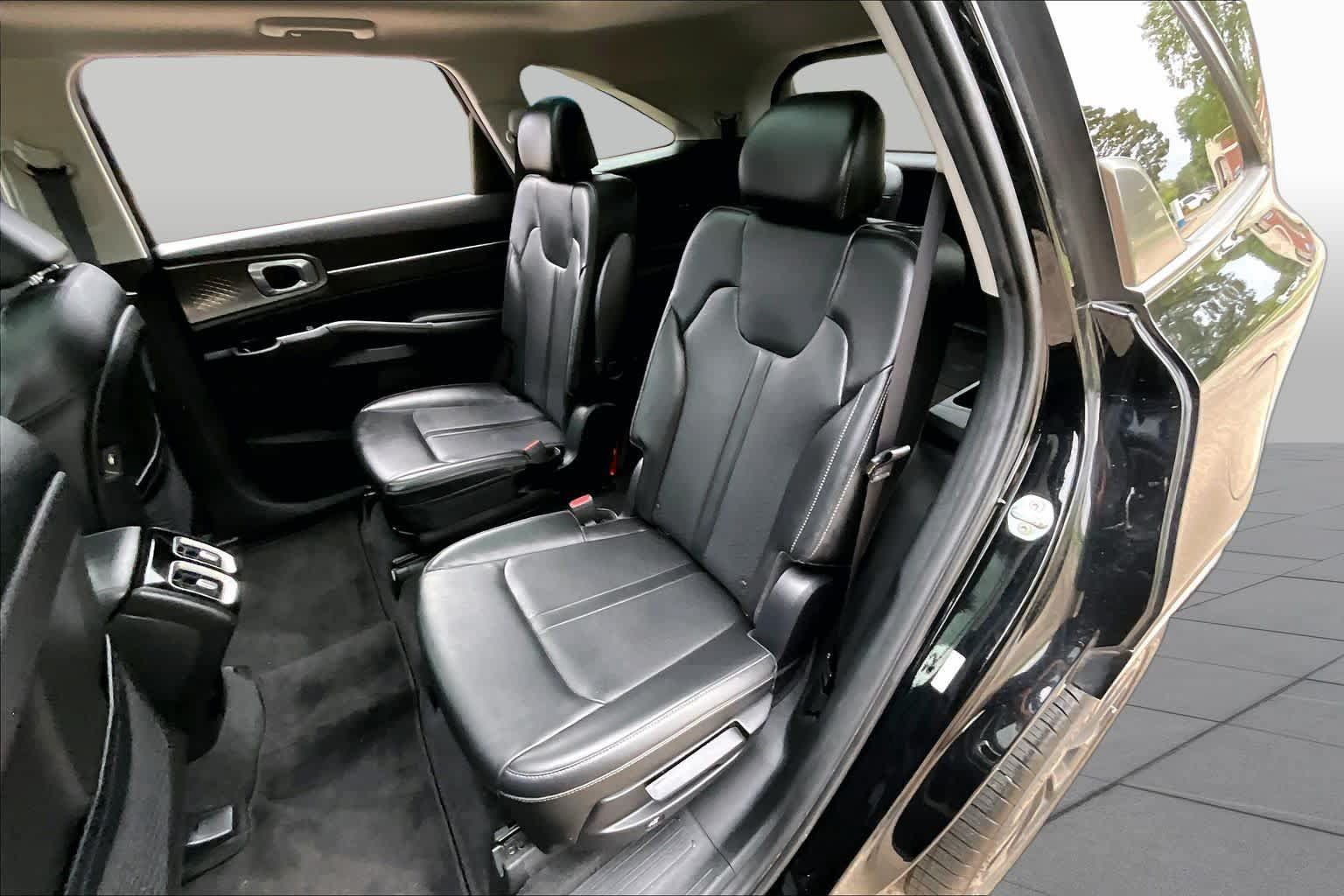 Used 2022 Kia Sorento SX AWD/4WD image 21