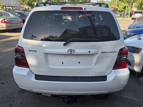 Used 2006 Toyota Highlander 2WD image 4