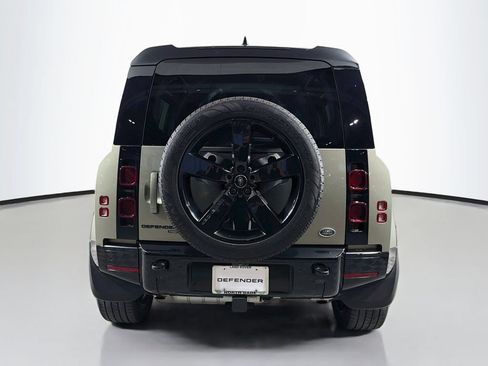 Certified 2023 Land Rover Defender 110 X-Dynamic SE AWD/4WD image 6