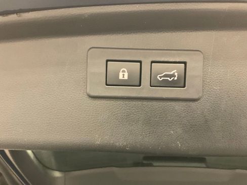Used 2020 Subaru Outback Limited w/ Popular Package #2 AWD/4WD image 29