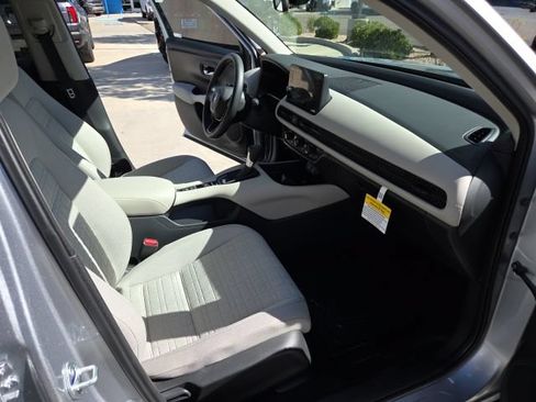 New 2027 Honda HR-V LX image 10