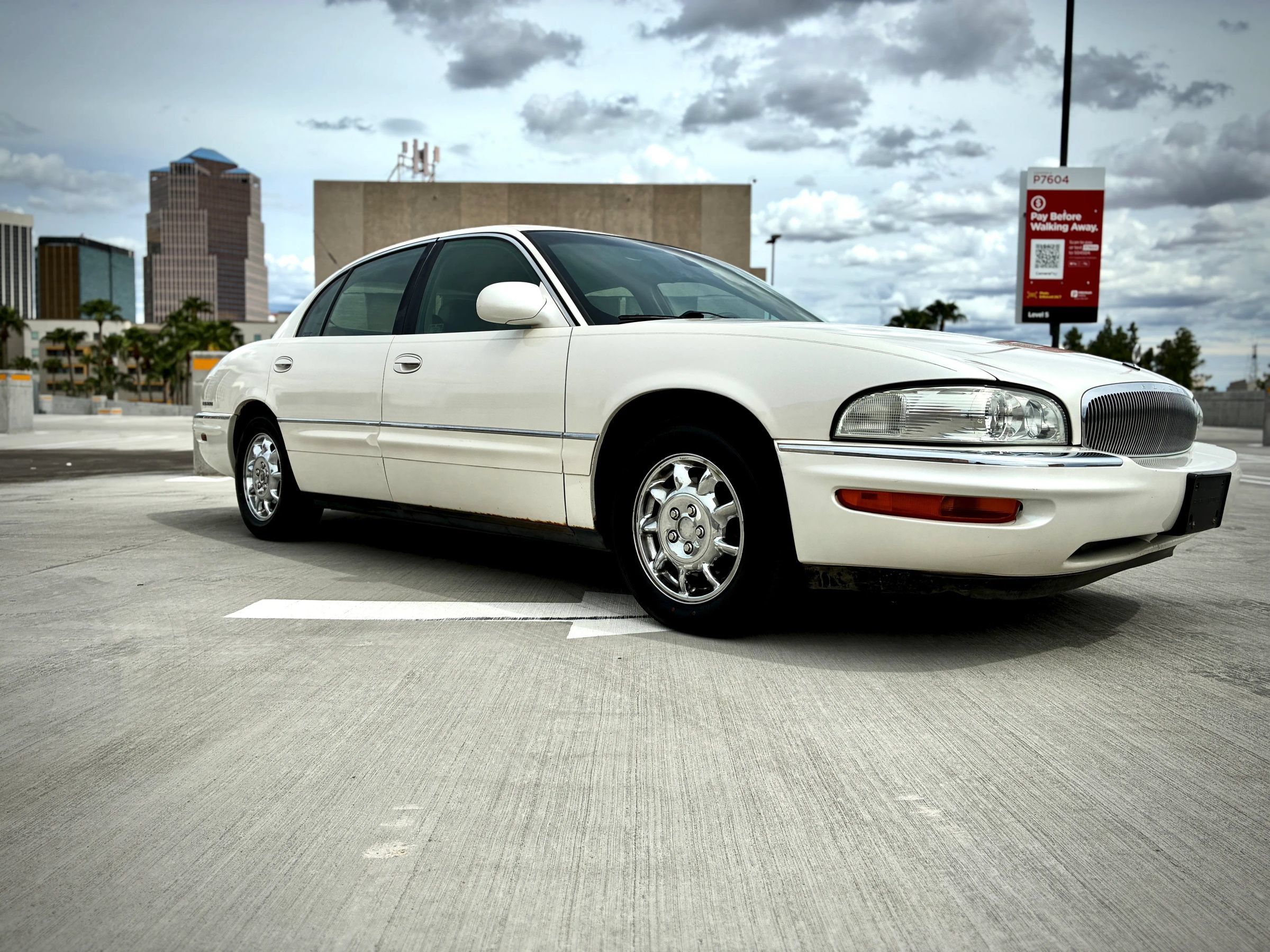 Used 2002 Buick Park Avenue w/ Prestige Pkg FWD image 18