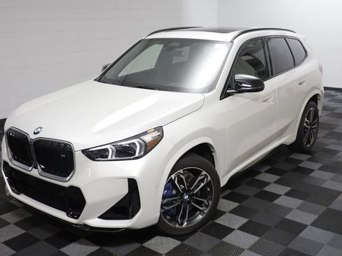 Used 2025 BMW X1 M35i AWD/4WD image 2
