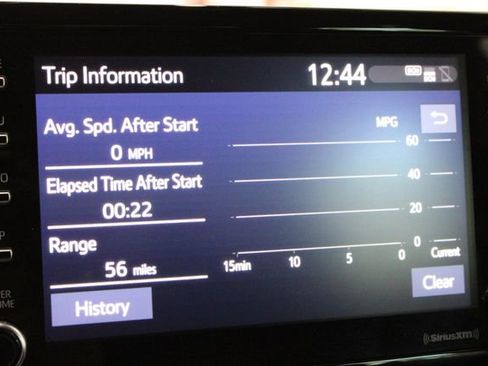 Used 2021 Toyota Corolla SE image 32