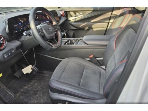 Used 2025 Chevrolet Blazer EV RS image 5