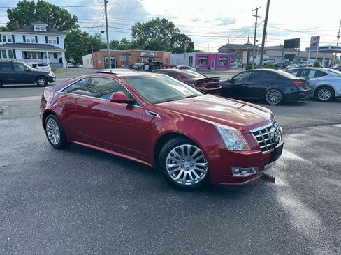 Used 2014 Cadillac CTS Performance RWD image 2