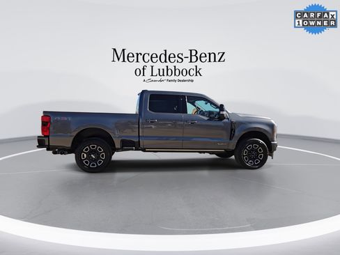 Used 2025 Ford F250 Platinum image 9