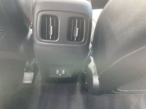 Used 2023 Hyundai Tucson Limited image 14