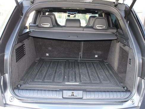 Used 2022 Land Rover Range Rover Sport SVR image 53
