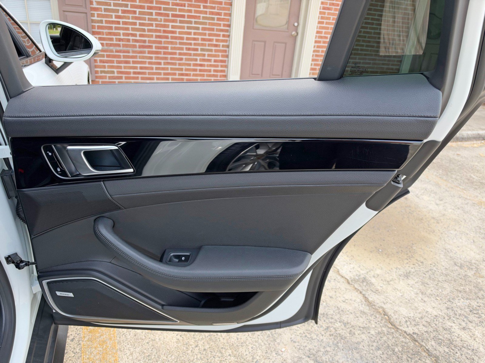 Used 2018 Porsche Panamera image 49