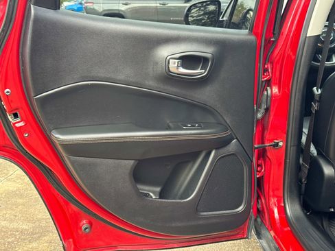 Used 2018 Jeep Compass Limited w/ Safe & Security Group image 12